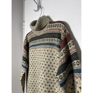 Vintage  Bravo Knit Sweater Fair Isle Wool Blend Turtle Neck Classic Medium